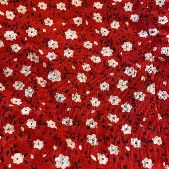 New Princess Polly Grasby Red Floral Dress (24) - Picture 6 of 6